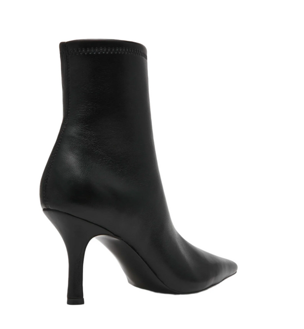 Steve Madden Tashey Pointed toe Bootie